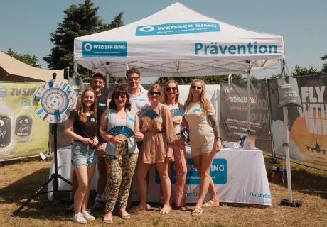 Team der Außenstelle beim Fly with me - Festival